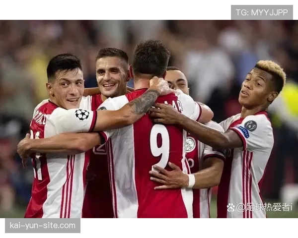 拜仁慕尼黑2-0战胜圣吉罗斯 全场数据反映其通过控球与配合创造大量进攻机会 拜仁慕尼黑2-0战胜圣吉罗斯 全场数据反映其通过控球与配合创造大量进攻机会