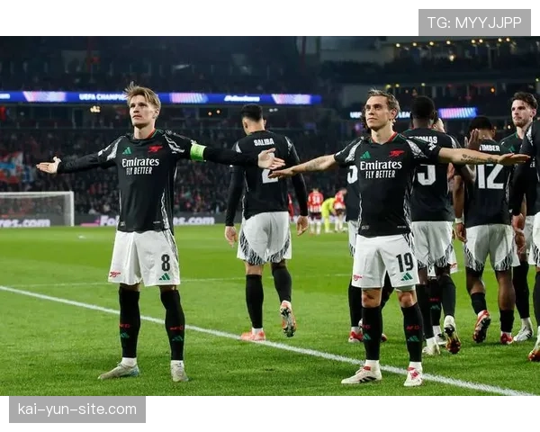 勒沃库森客场作战战术执行力下降，高位防线被阿森纳快速传递穿透